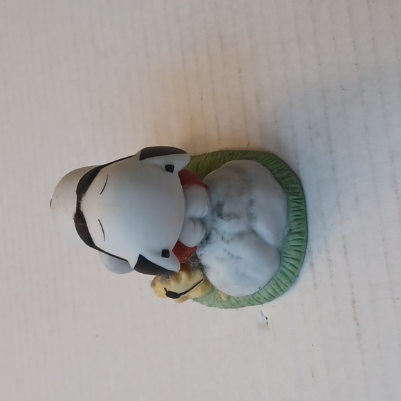 4/$40 Snoopy "Joe Cool" Figurine - Picture 2 of 5